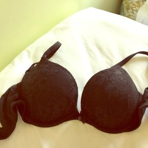 Victoria’s Secret Black Lace Push-Up Bra 32DD